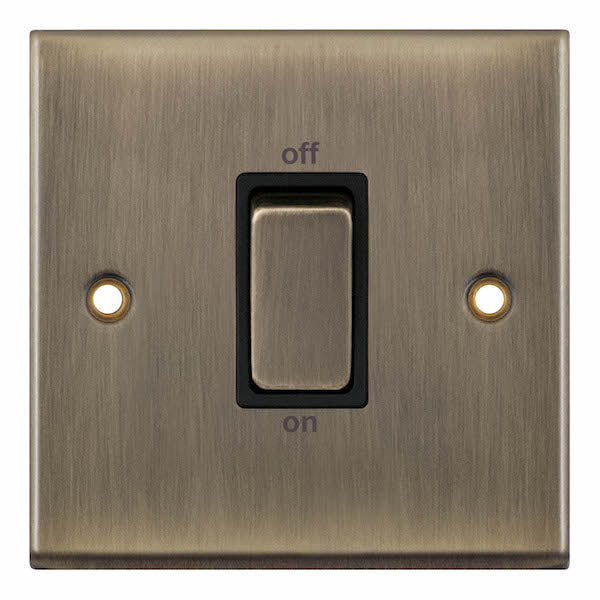 Selectric 7MPRO-647 Antique Brass Black Insert 1G 45A DP Switch
